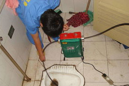 厨房下水管道怎么疏通-空调水管维修